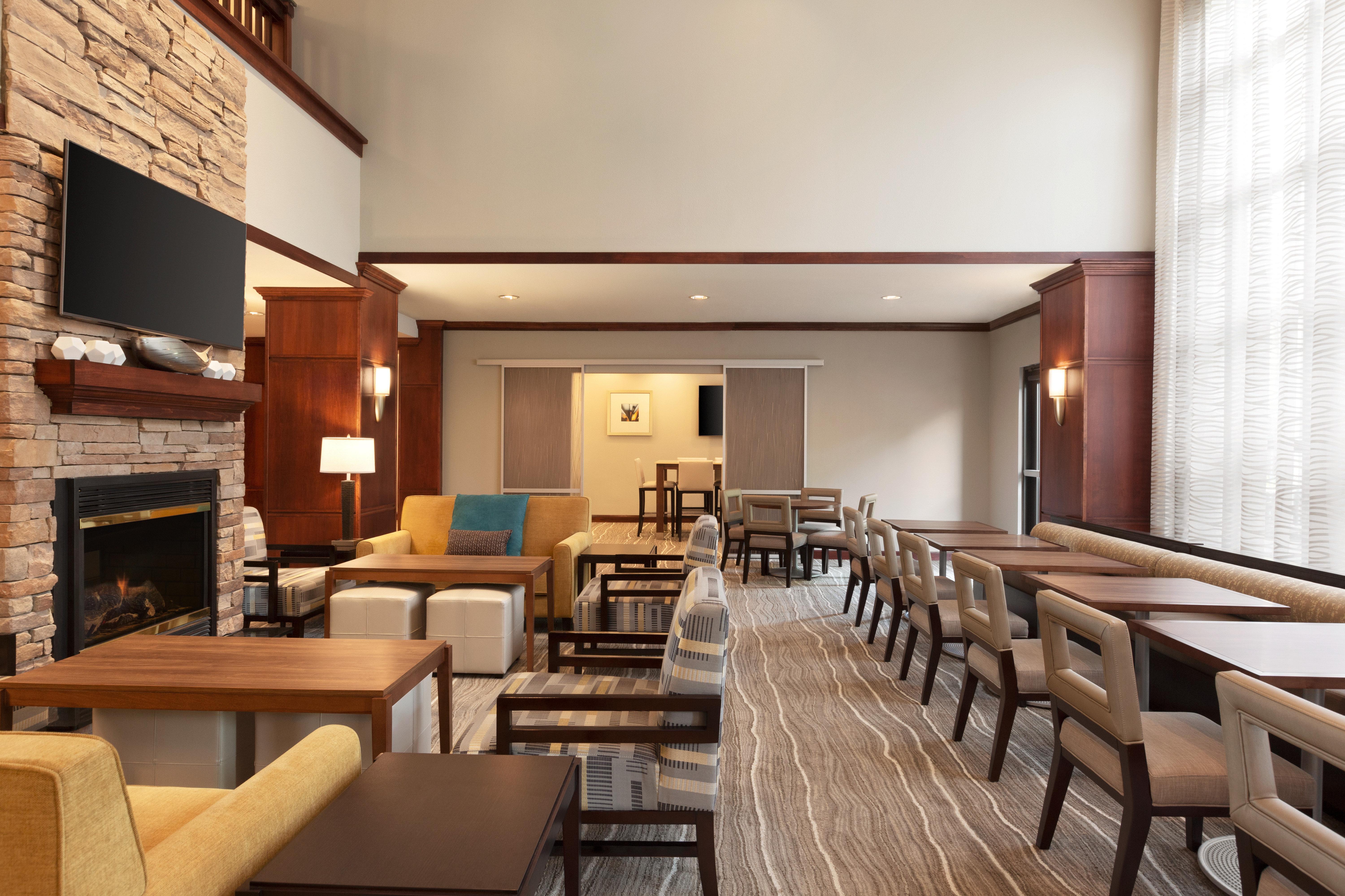 Staybridge Suites Tampa East- Brandon By Ihg Mango Exterior foto