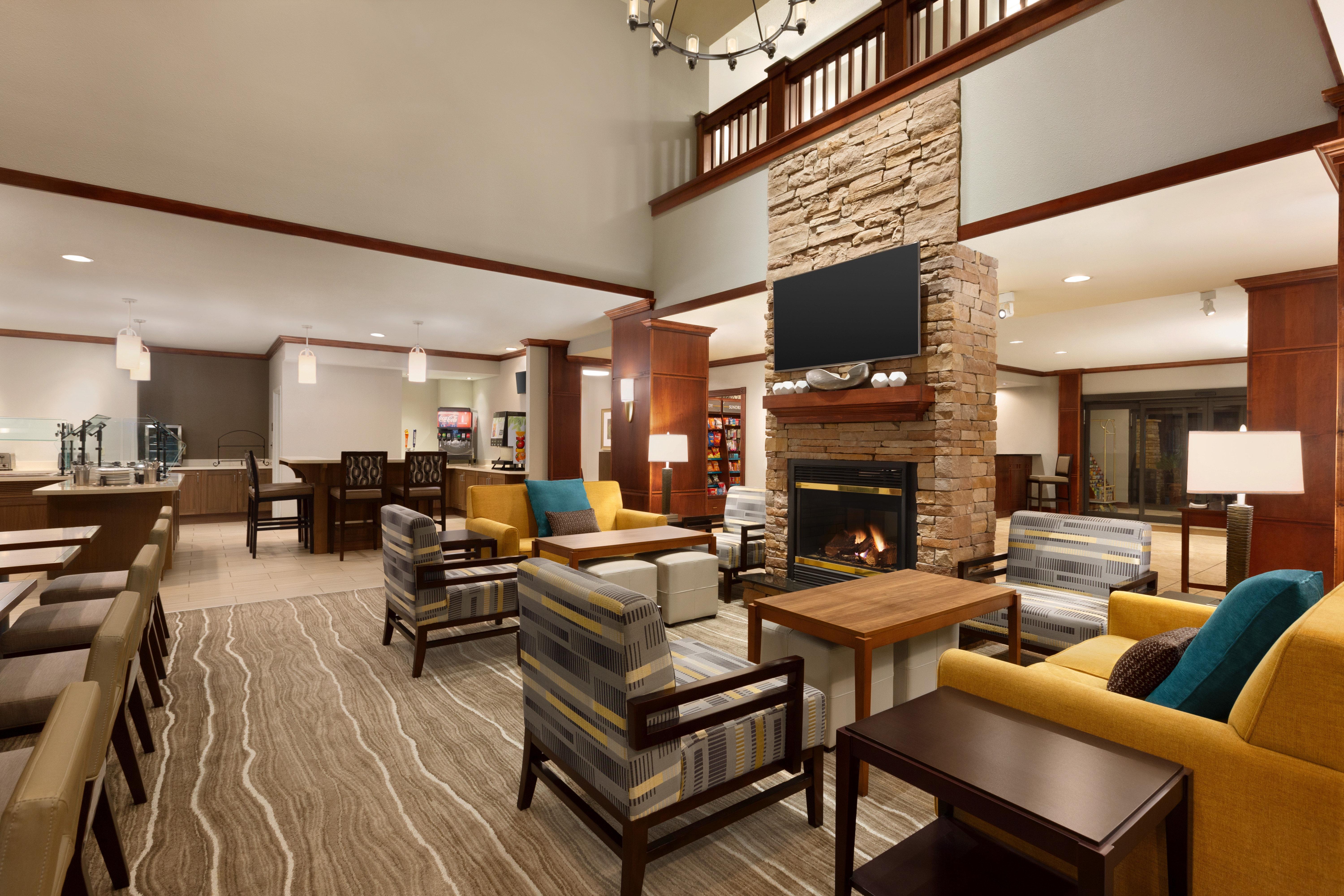 Staybridge Suites Tampa East- Brandon By Ihg Mango Exterior foto