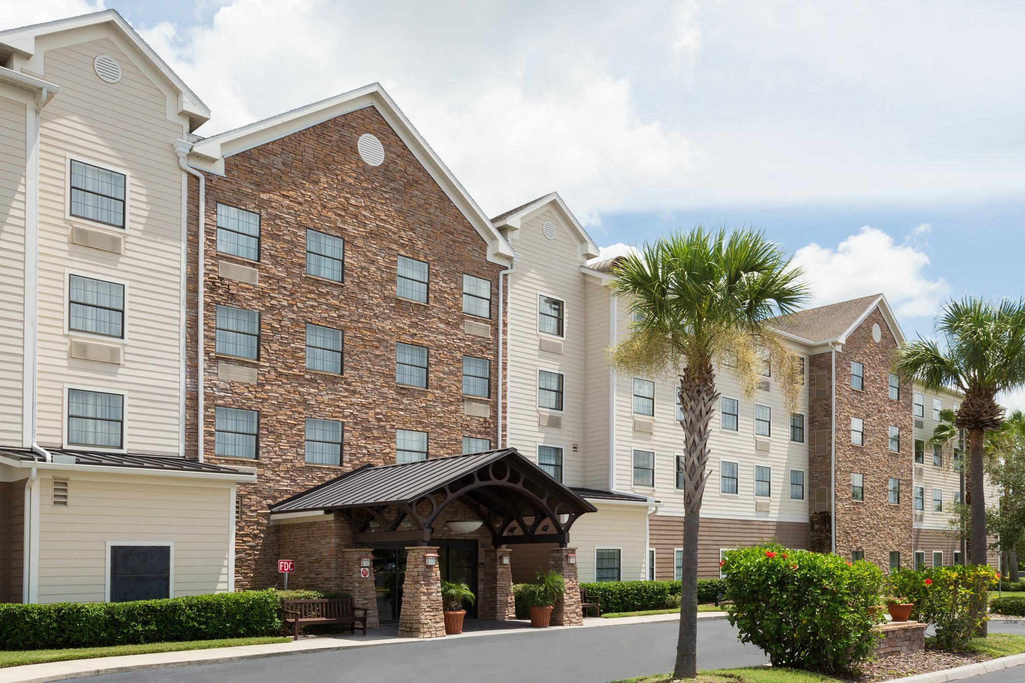 Staybridge Suites Tampa East- Brandon By Ihg Mango Exterior foto